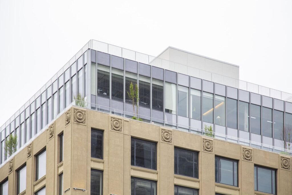 A building with windows on the top of it